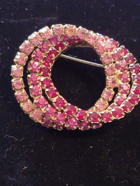 The Unbranded Brand Jewelry - Vintage Pink Crystal Spiral Brooch - Unbranded Women's Jewelry